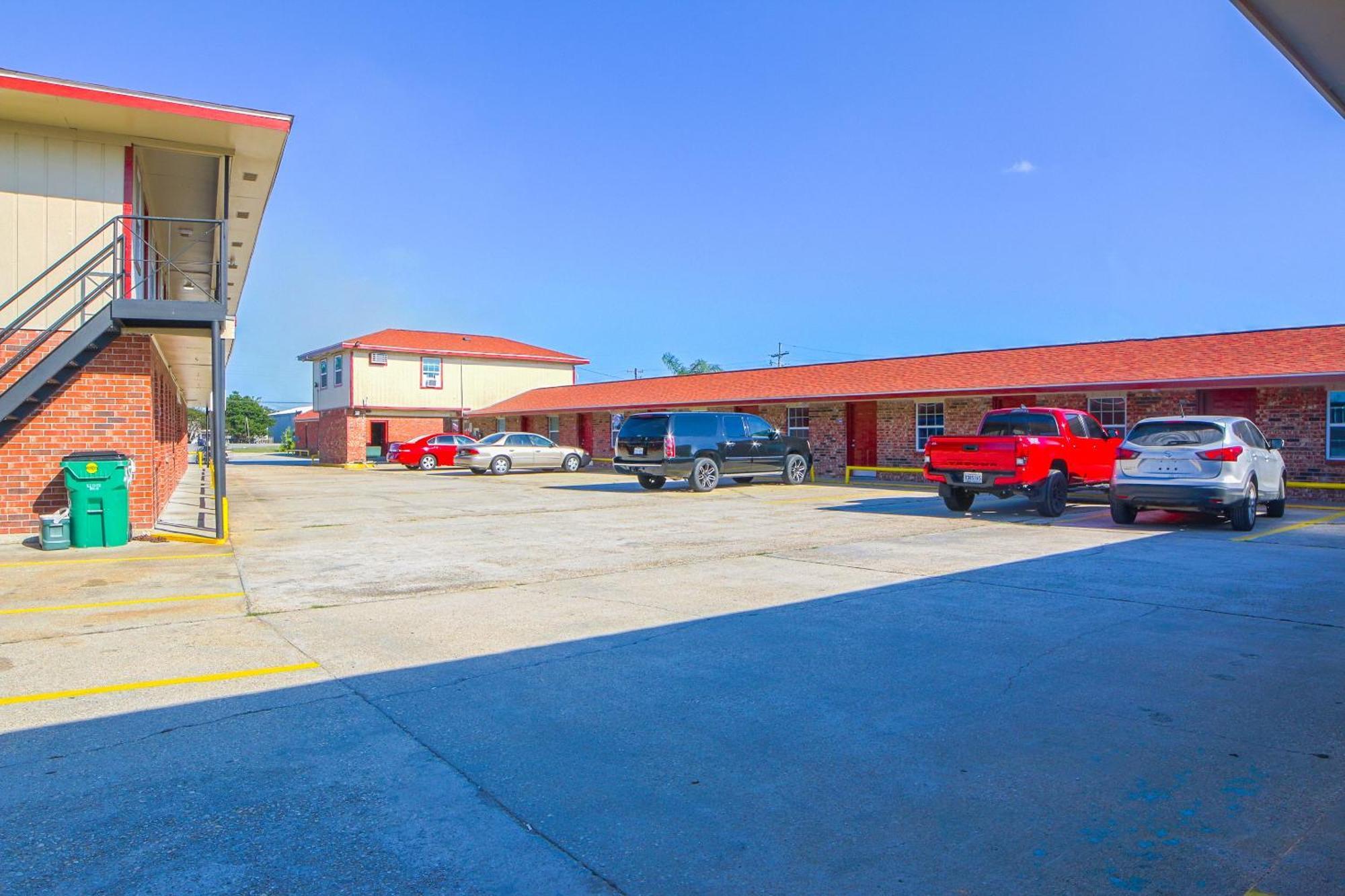 Economy Inn By Oyo Lockport Near Houma Εξωτερικό φωτογραφία