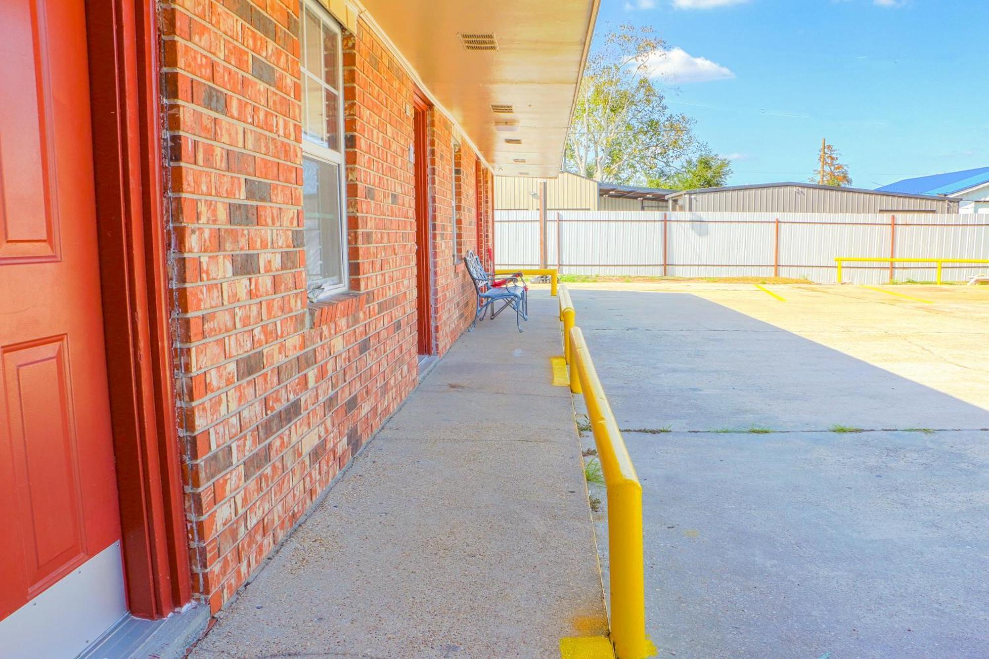 Economy Inn By Oyo Lockport Near Houma Εξωτερικό φωτογραφία